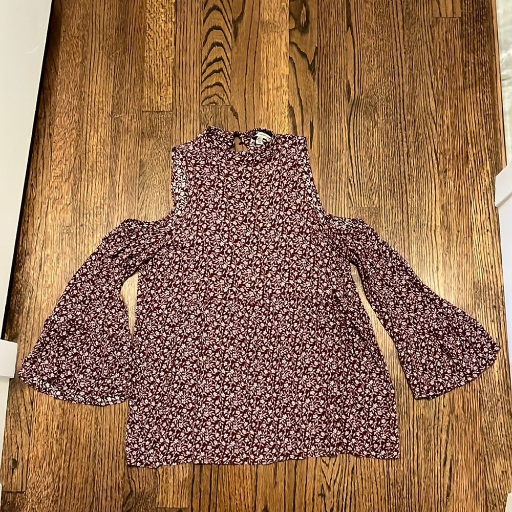 Maroon, high neck, open back long sleeve. Worn only a few times